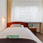 Consul 3*