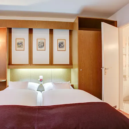 Consul Otel