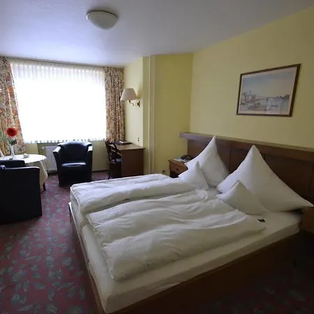 Otel Consul 3*
