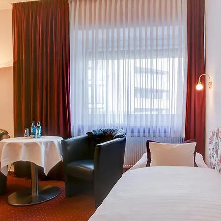 Hotel Ina Consul 3*