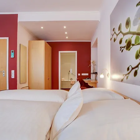 Ina Consul Hotel